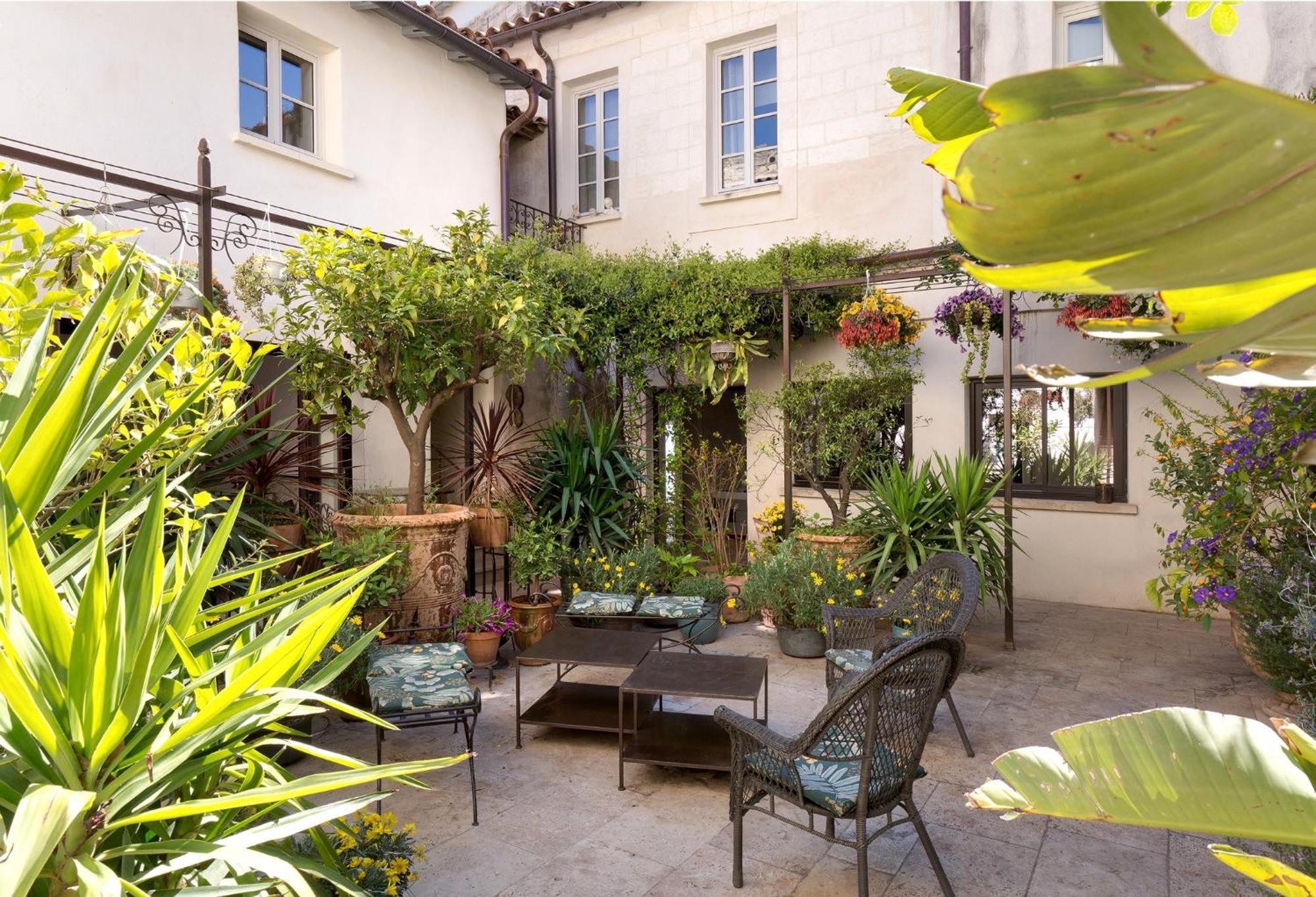 La Maison Des Augustins 4 Stars Spa Et Fitness Aviñón Habitación foto
