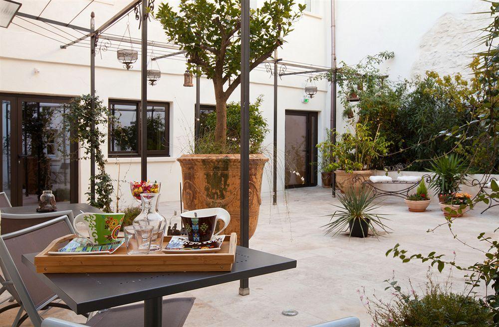 La Maison Des Augustins 4 Stars Spa Et Fitness Aviñón Exterior foto